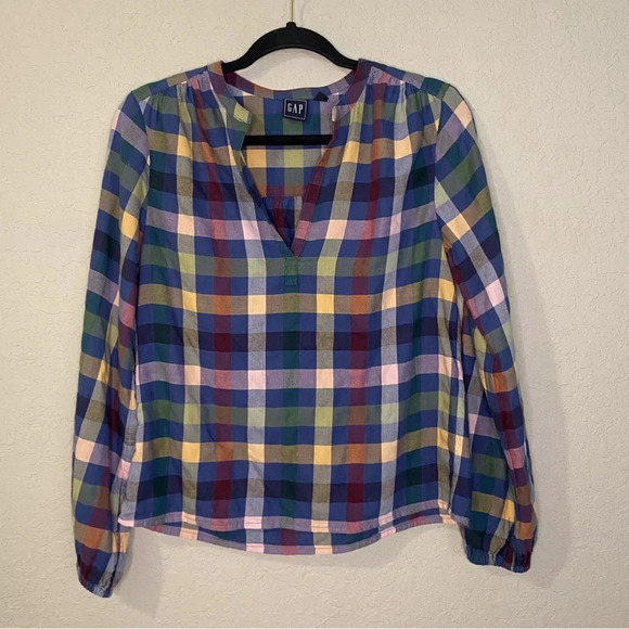 GAP Tops - Gap Fall Plaid Cinched Cuff Popover Adult Long Sleeve Top Women’s XS V-Neck